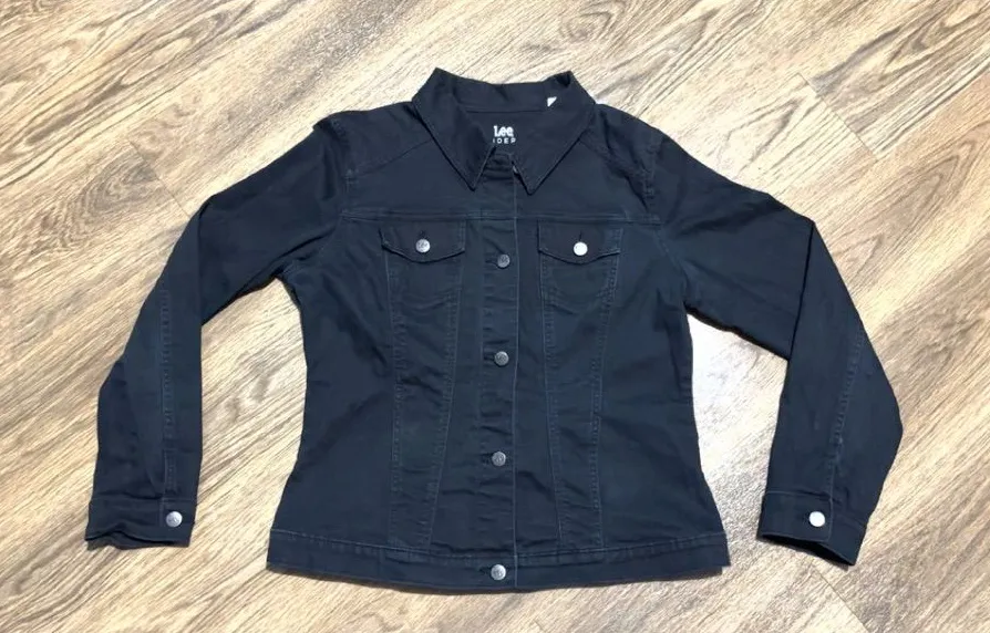 Vintage y2k Lee Women's Black denim Jacket size large western