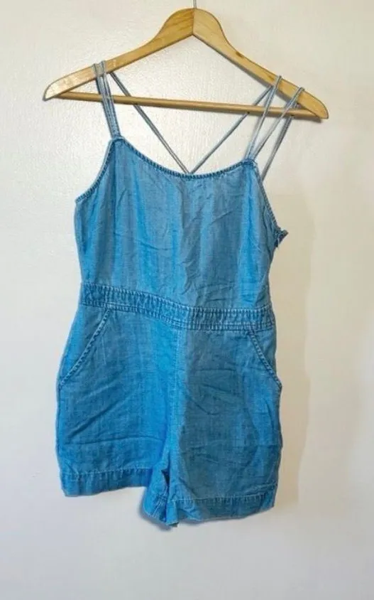 SALE! Blue LOFT Chambray Linen Blend Romper Size 0P EUC