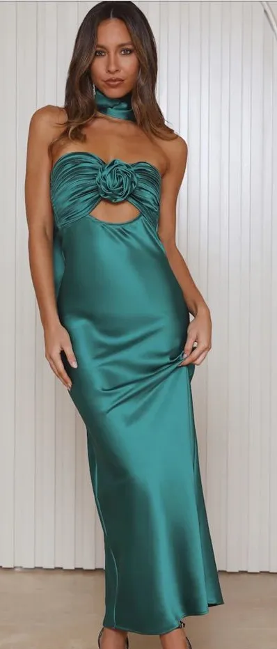 Hello Molly Trend lover Satin Strapless Dress