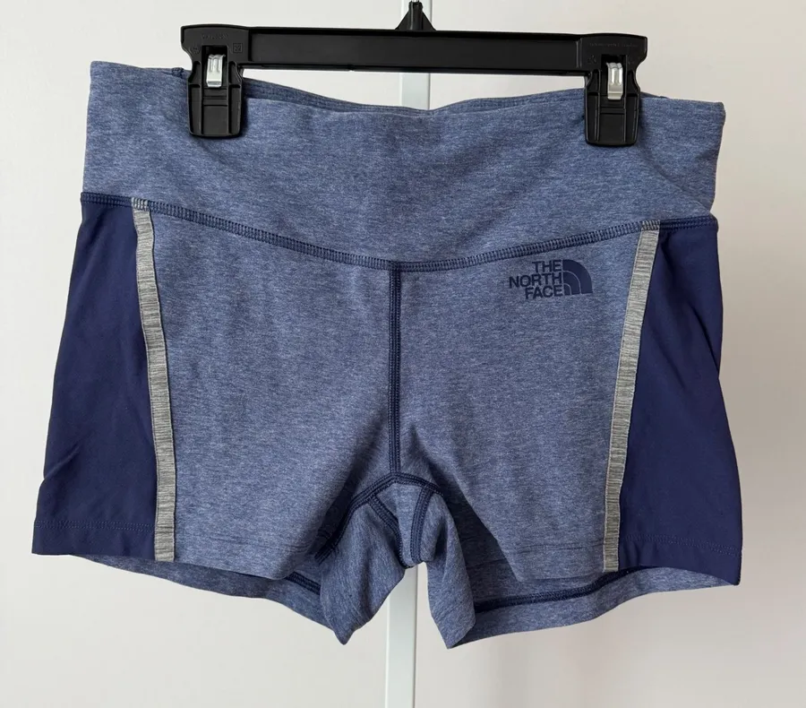The North Face sz M Blue Athletic Short Shorts Activewear Athleisure Running