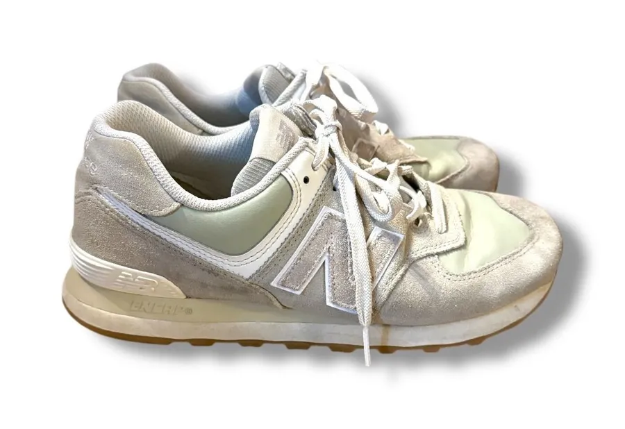 New Balance 574 Calm Green Sneakers Women's 9.5 Men's 8 Suede Athletic Shoes