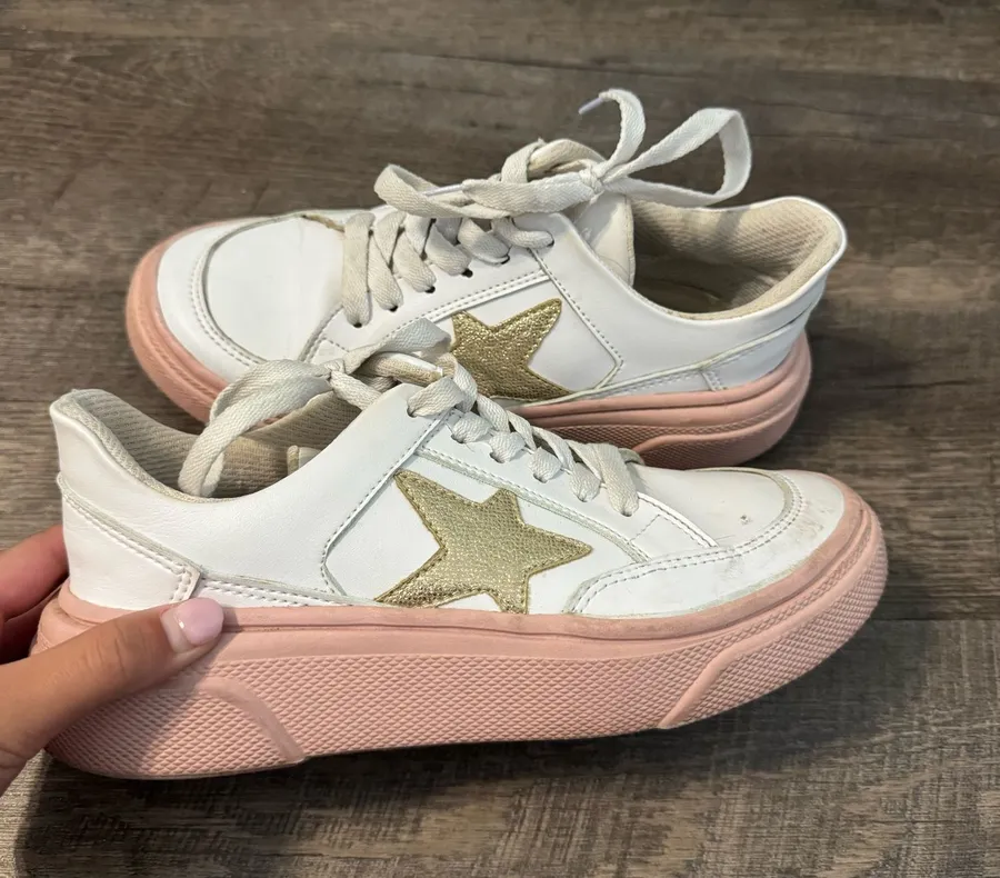 White Platform Sneakers with Gold Star Accent and Pink Sole Size 6