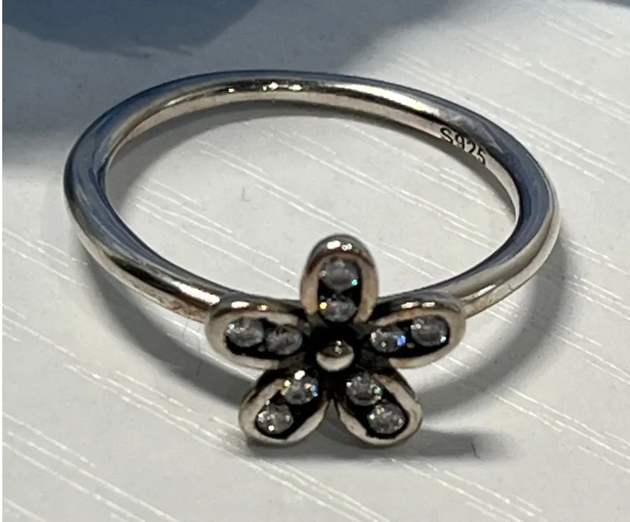 Sterling Silver Flower Ring Cubic Zirconia Sparkle Stacking Ring Sz 6