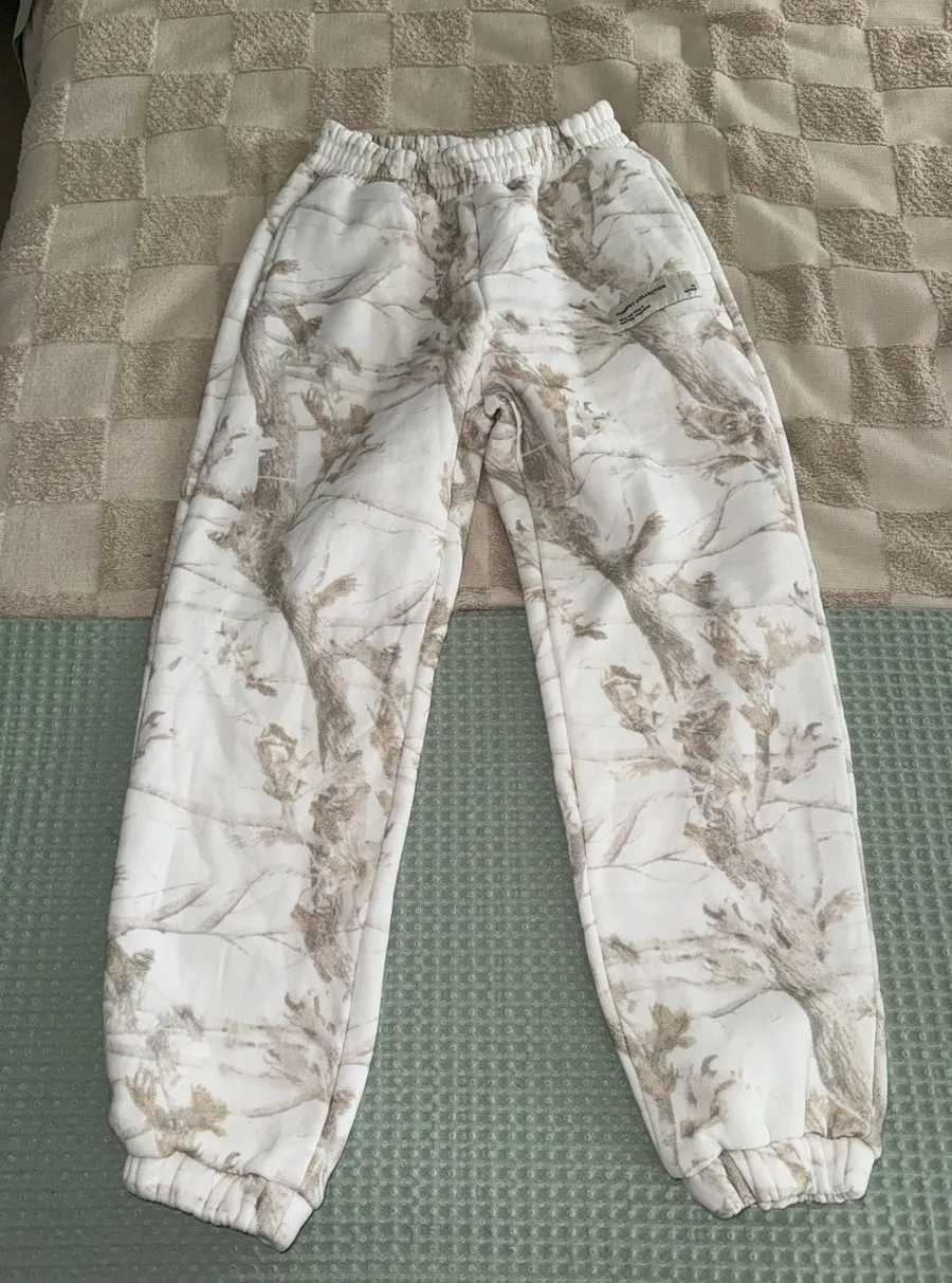 Comfrt Camo Sweatpants White Oak Cream Beige Marble Joggers Small Brown