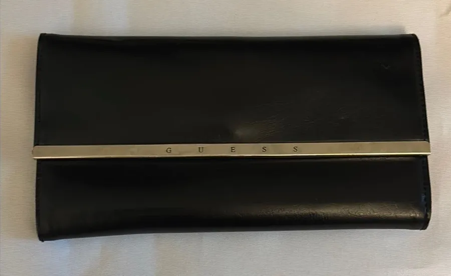 GUESS Black Wallet with Silver Accent – EUC