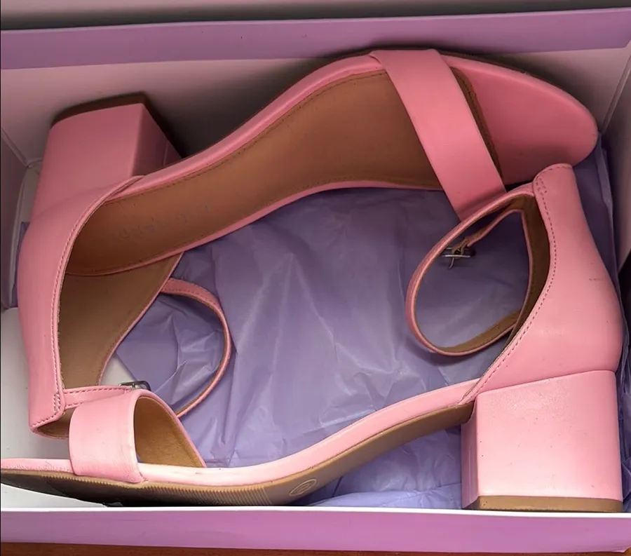 Stylish Pink Heels with Chunky Block Heel Size 10