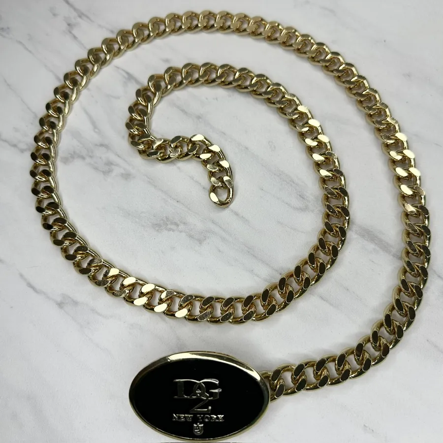 DG2 Diane Gilman Vintage Gold Chain Belt OS ✨