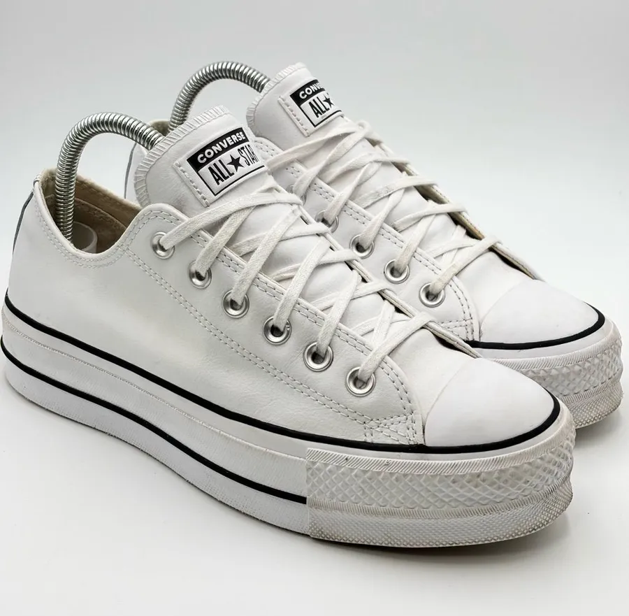 Chuck Taylor All Star Low-Top Platform Sneaker Size 8 White