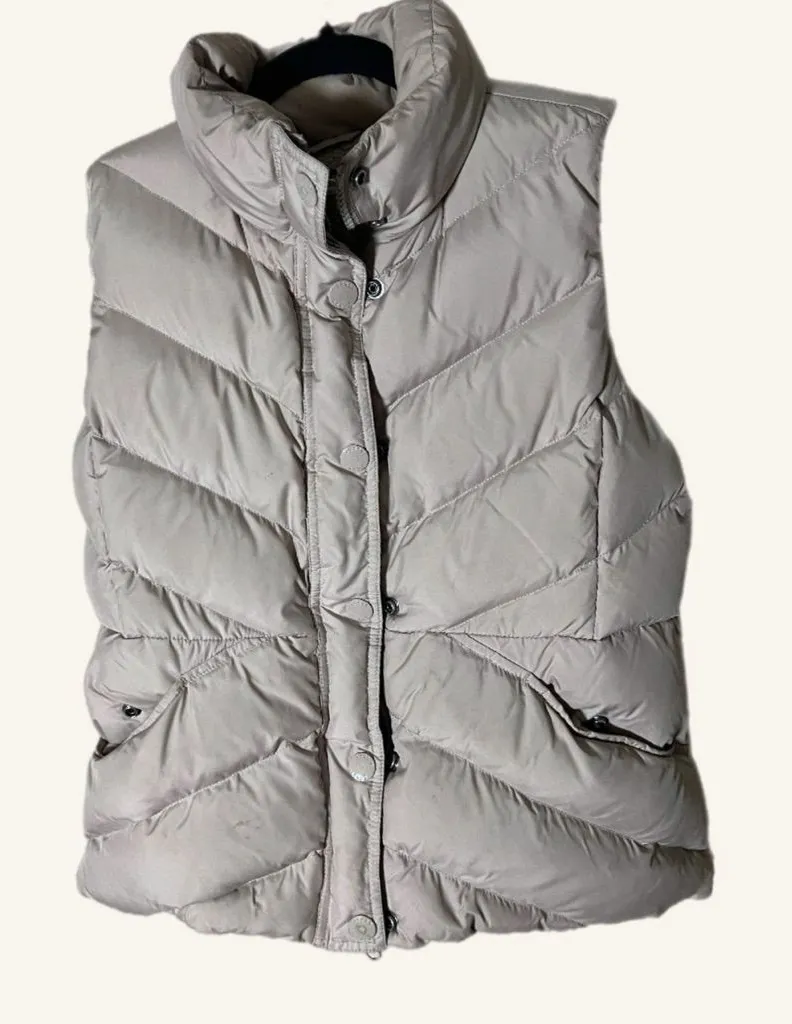 J crew tan quilted vest classic minimalist size Small