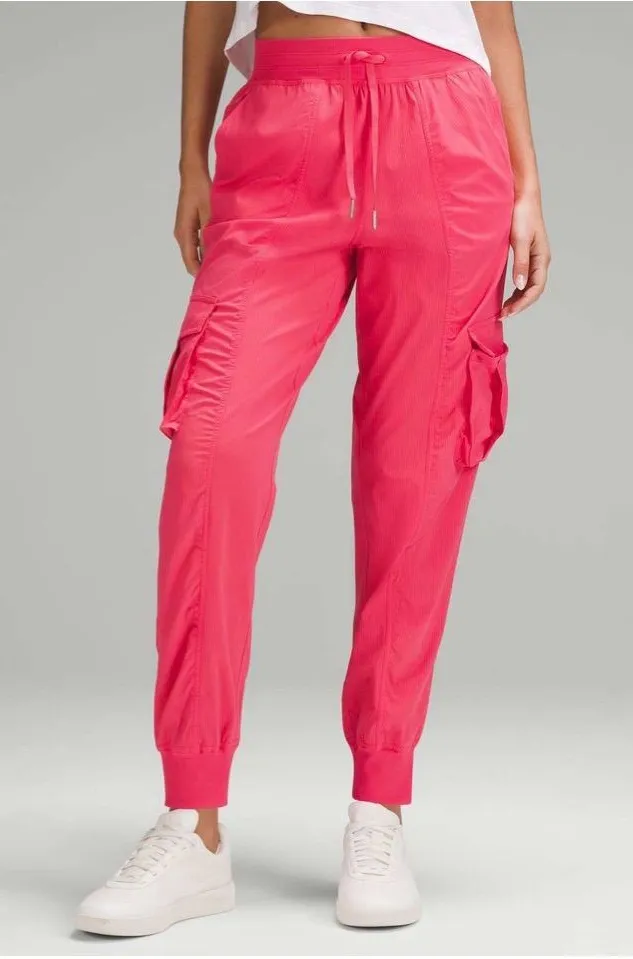 Lululemon Dance Studio Relaxed-Fit Mid-Rise Cargo Jogger Large