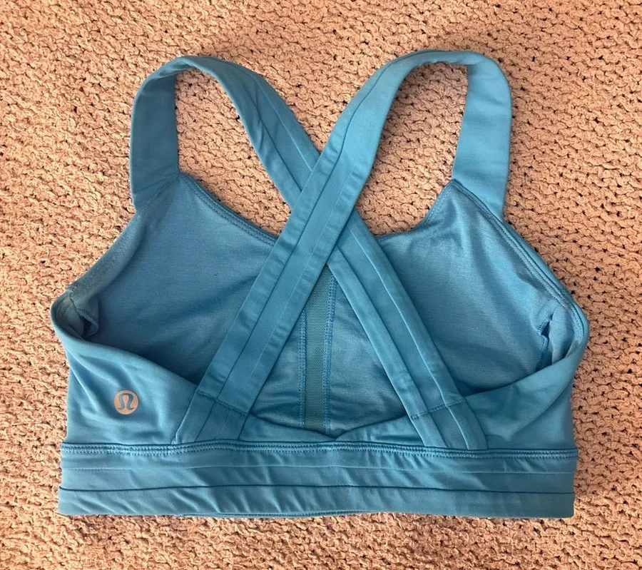 Y2K Lululemon Blue Sports Bra size 4 older style authentic