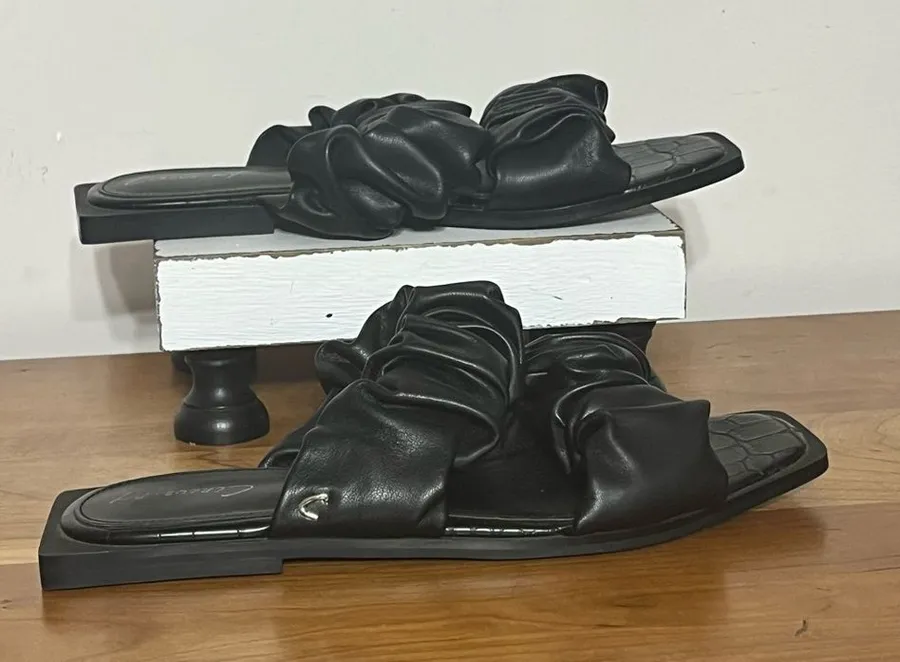 Circus by Sam Edelman Iggy Black Ruched Double Strap Square Toe Sandals 7.5