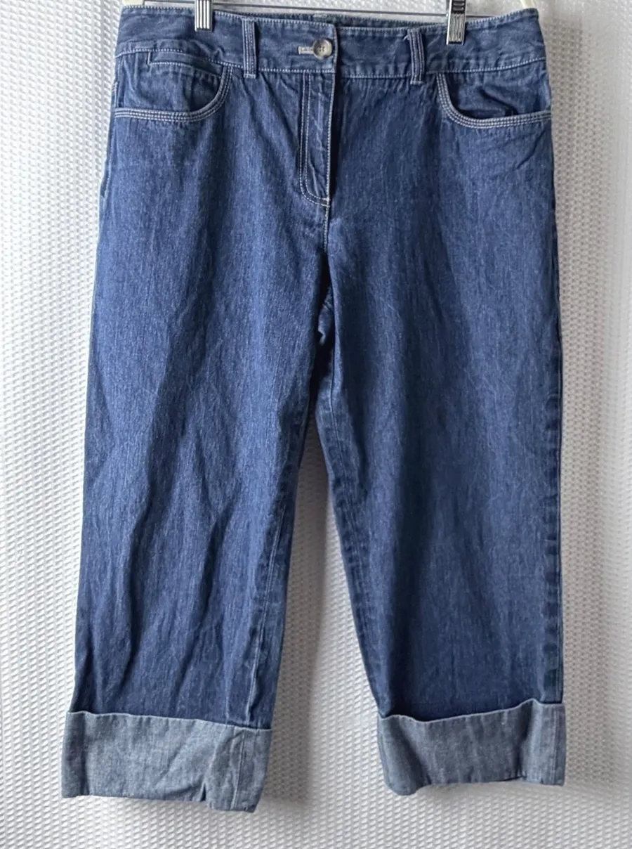 Ann Taylor Capri Jeans Denim Women Size 12 Blue Cuffed Mid Rise Casual