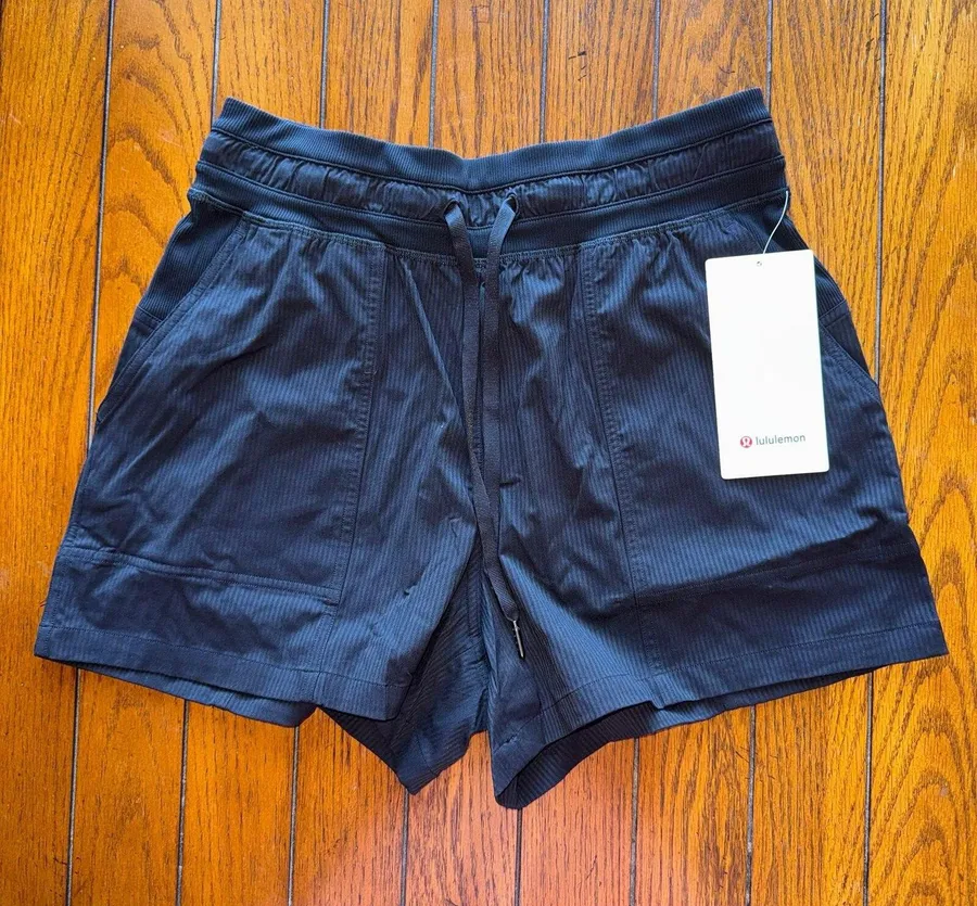 Lululemon Dance Studio Short High Rise 3.5” Black Size 6 NWT