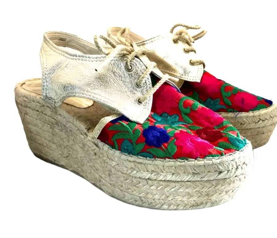 IBIZA SPAIN GOLD LEATHER & EMBROIDERED MULTI