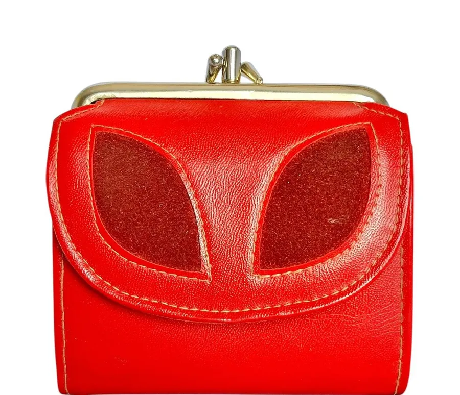 Vintage Red Faux Leather Suede Cutout Compact Kisslock Frame Wallet