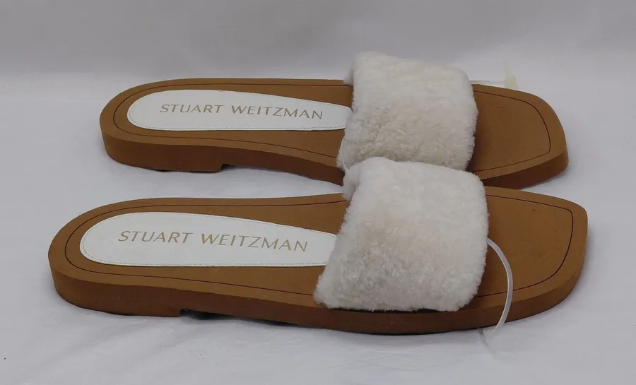 Stuart Weitzman Cammy Slide Sandals Sz 8B Ivory Shearling Luxury Vacation Flats