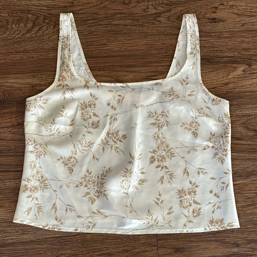Vintage 90’s Victoria’s Secret Floral Lightweight Camisole Tank Top Cream Tan M