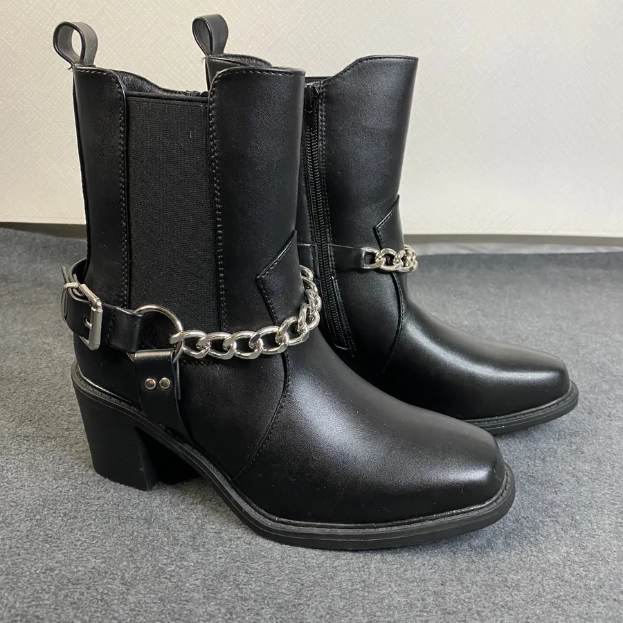 Pazzle Chain Accent Ankle Boots Women's Black Block Heel Square Toe Sz 7.5 NWOT