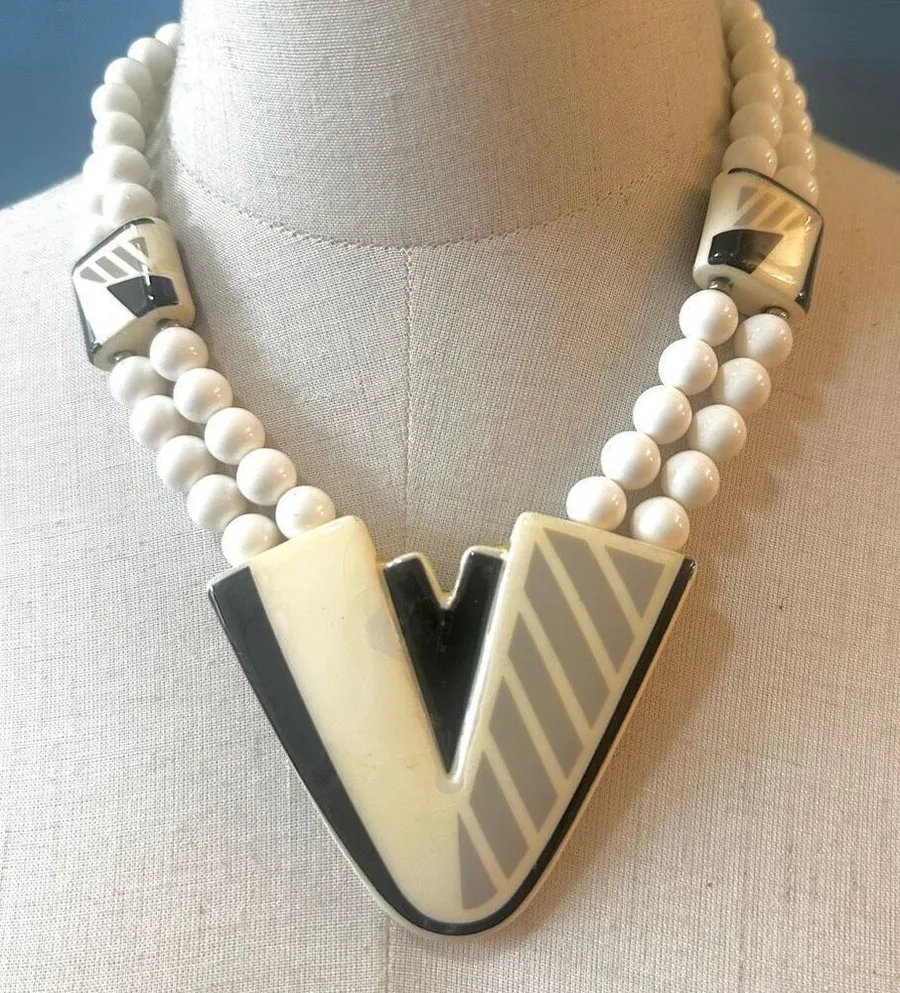 White black and cream ceramic vintage double stranded pendant necklace