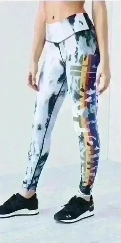 Urban Outfitters Without Walls Mid
