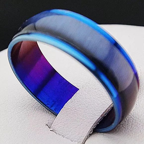 Blue Enamel Cat Eyes Ring