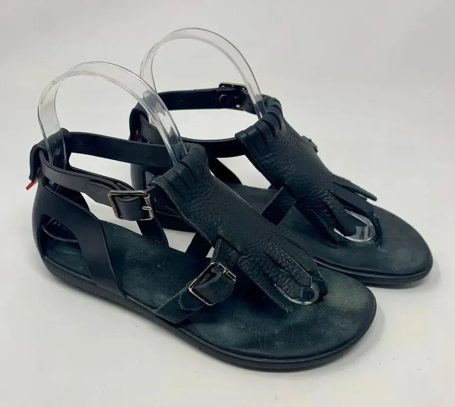 Hunter Original Fringe T-Bar Leather Sandals Black