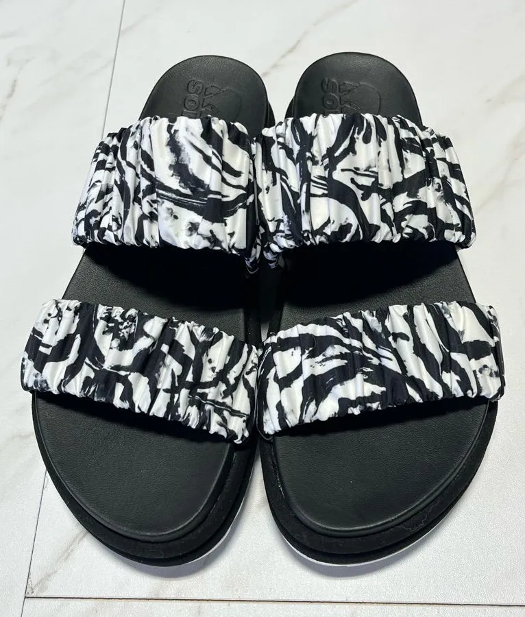 Sorel Women's Roaming Two Strap Slide platform Sandals Black White Size 8