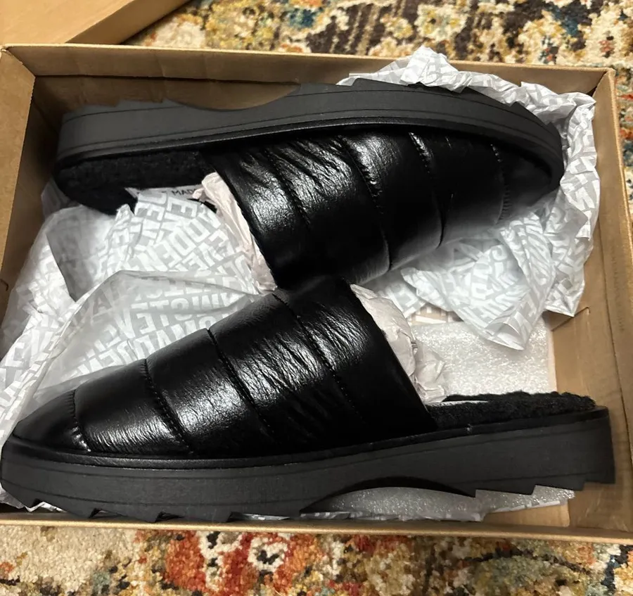 Steve Madden Women's Chex Slipper size 9M brand new