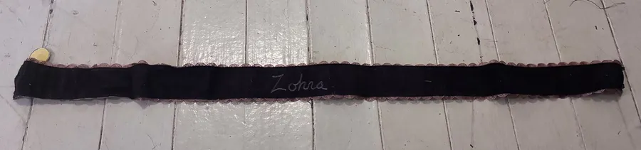 Zohra Vintage Antique Taupe Brown Lace Trim Style Floral Costume Belt Tan Size L