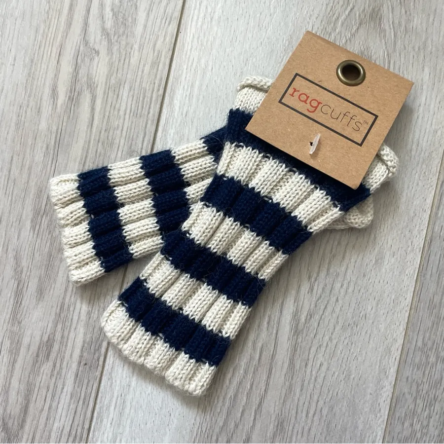Ragcuffs Wrist Warmers NWT striped knit womens Cream Navy (one size) boho cozy Blue