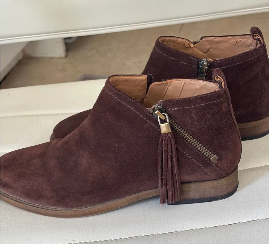 Franco Sarto Kaime Brown Suede Tassel Ankle Boots Womens 6.5M Side Zip Booties
