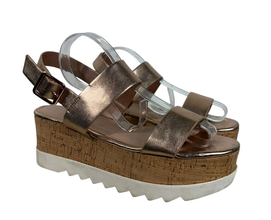 Madden Girl Steve Madden Rose Gold Metallic Two Strap Platform Sandals 6M Party