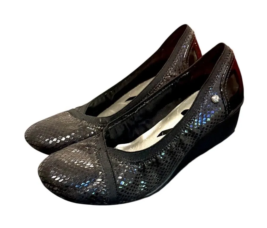 Anne Klein Women’s Sport Iridescent Snake Print Black Wedge Ballet Shoes