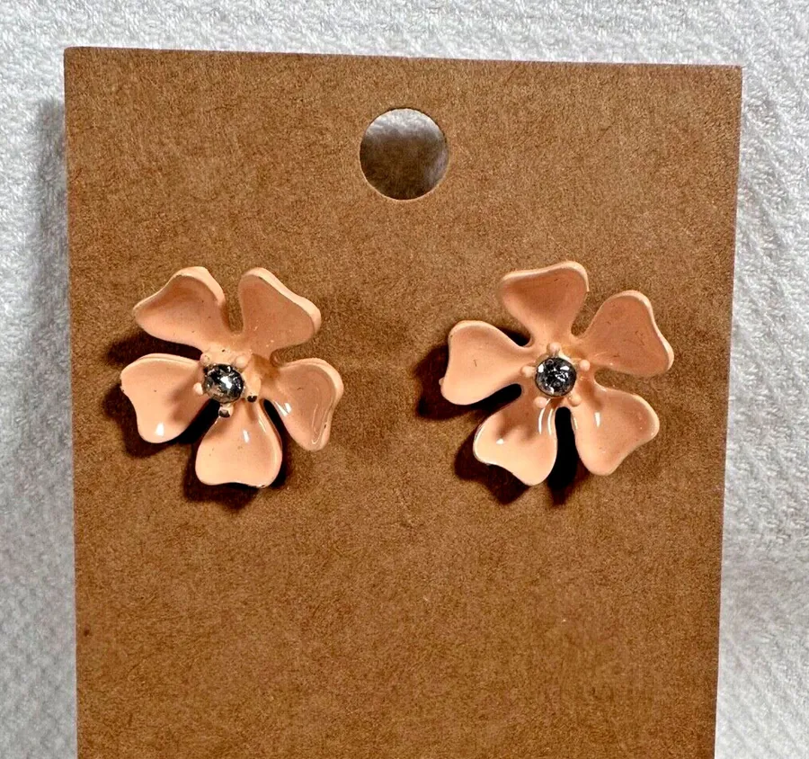 Vintage Pink Enamel Flower Stud Earrings Retro Coquette