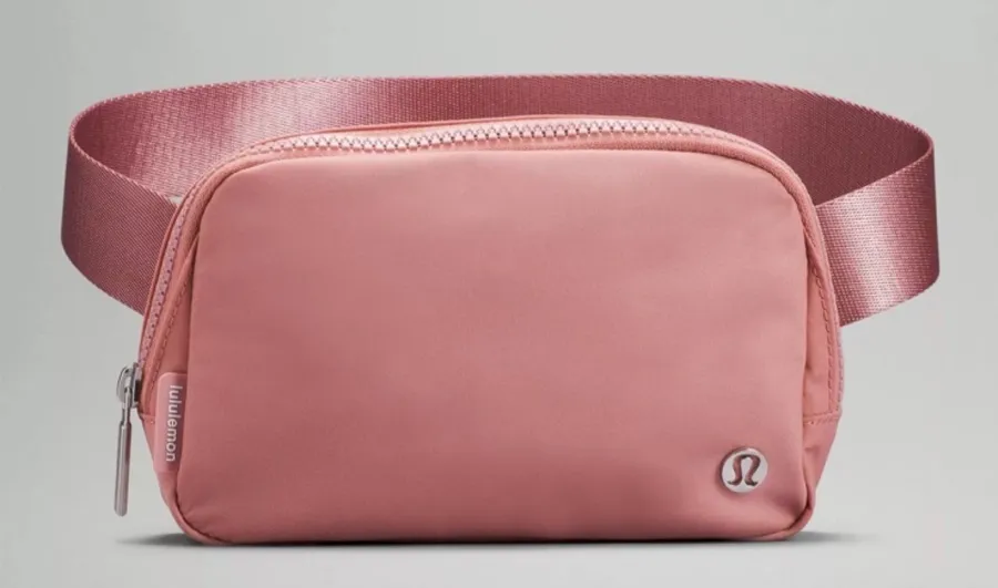 Lululemon Everywhere Belt Bag in Pink Pastel NWT