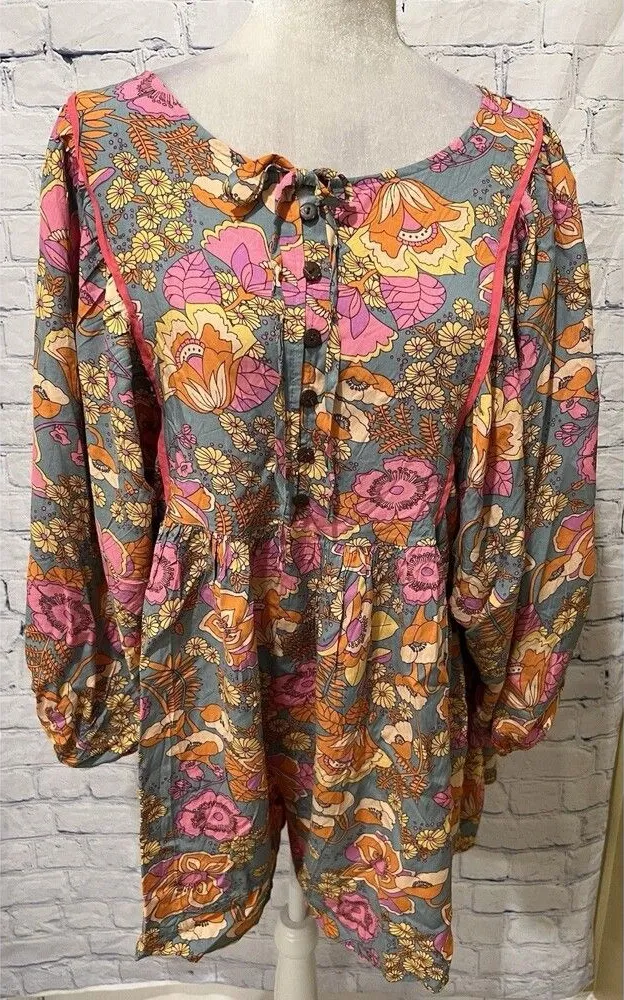 RusttyDustty Boho Floral Long Sleeve Button Front Shorts Romper Size 0XL
