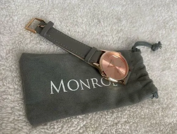 Monroe Classique “New” watch Gold