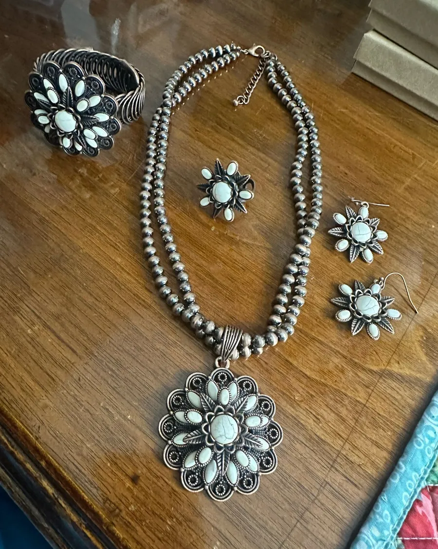 Brown & White Stone Floral BoHo Statement Necklace, Bracelet, Ring & Earring Set Silver
