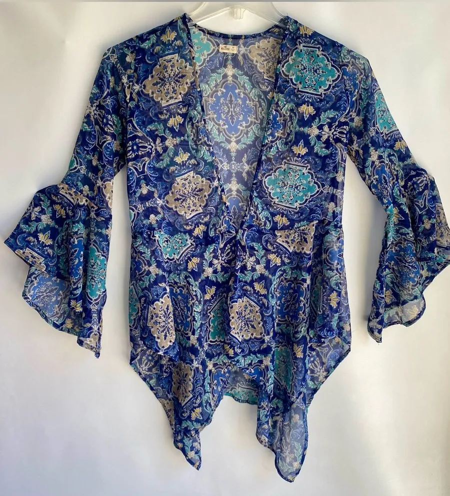 Hollister Y2K sheer bell sleeve handkerchief hem printed kimono wrap cover up XS
