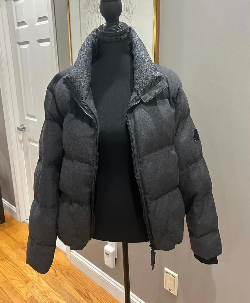 Allbirds Trino Merino Wool Puffer Jacket in Charcoal Grey Lg