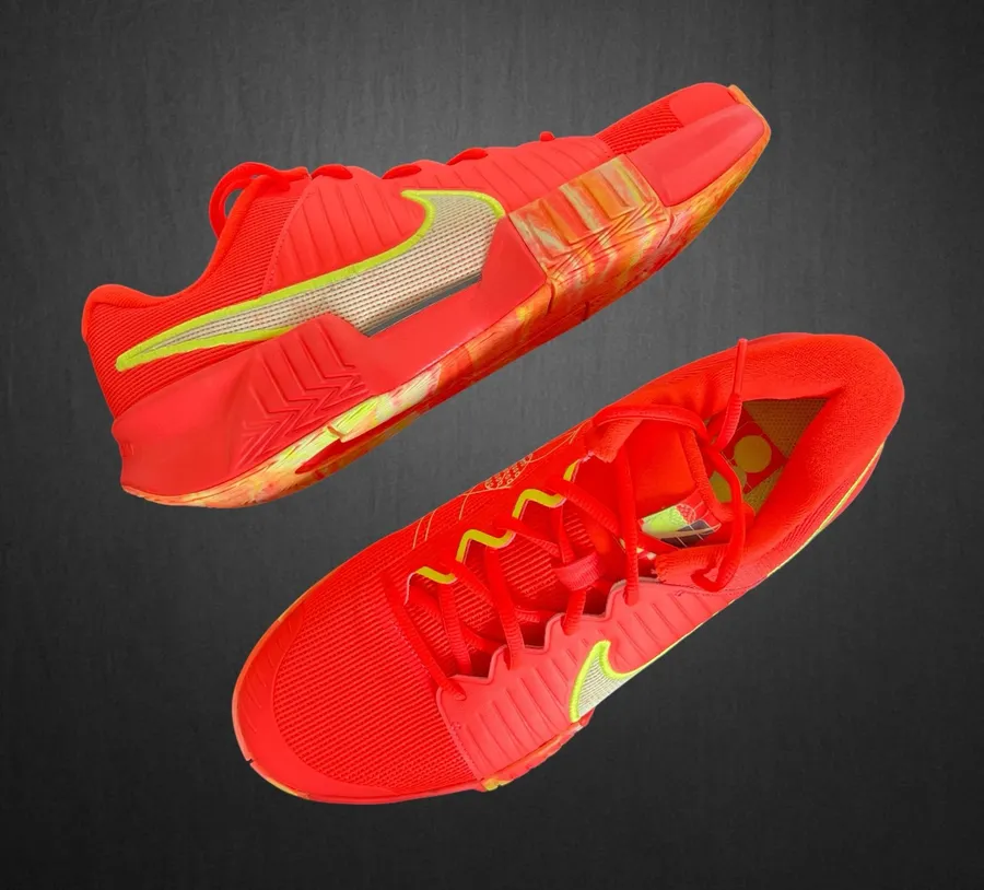 New NIKE Zoom Challenge 'Hyper Orange Volt' Pickleball