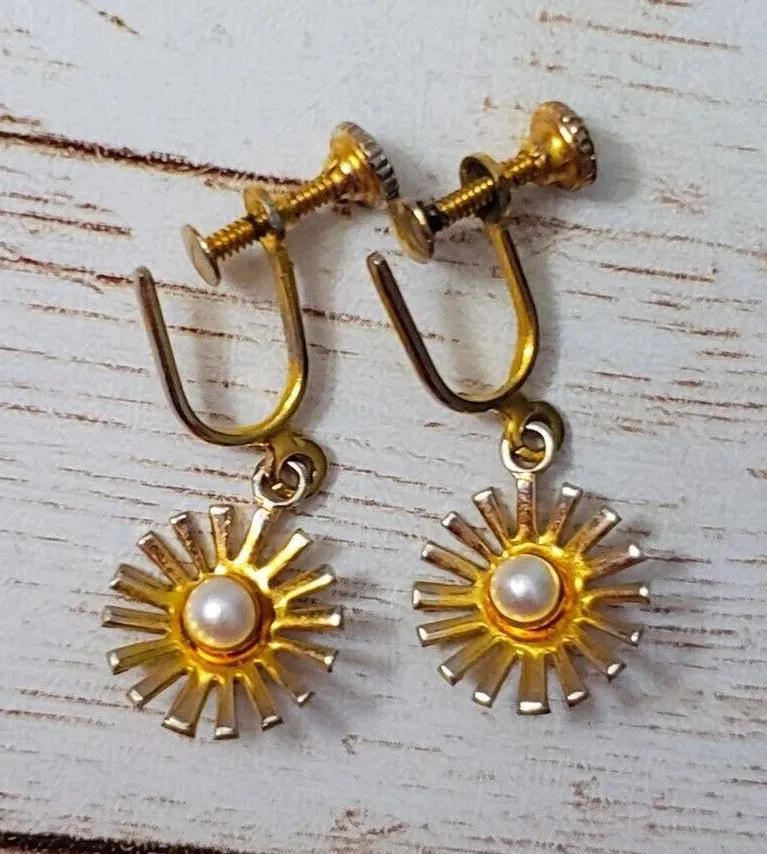 Vintage Screw On Earrings