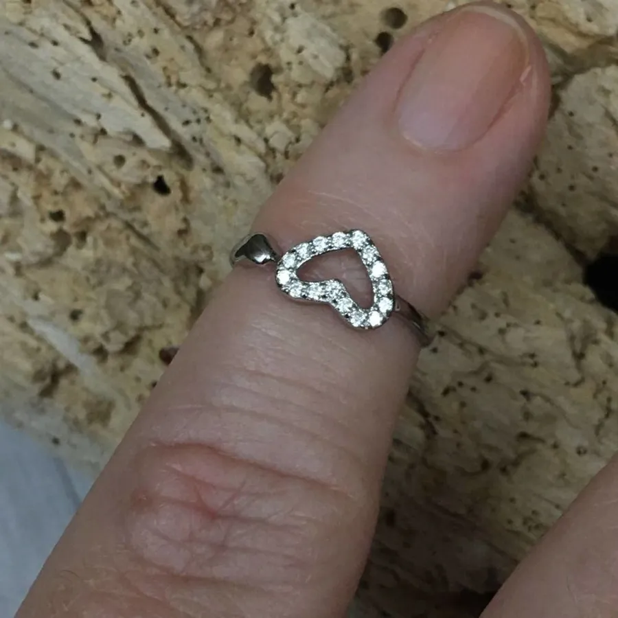 Sterling Silver CZ Heart Toe Ring Midi Ring Silver
