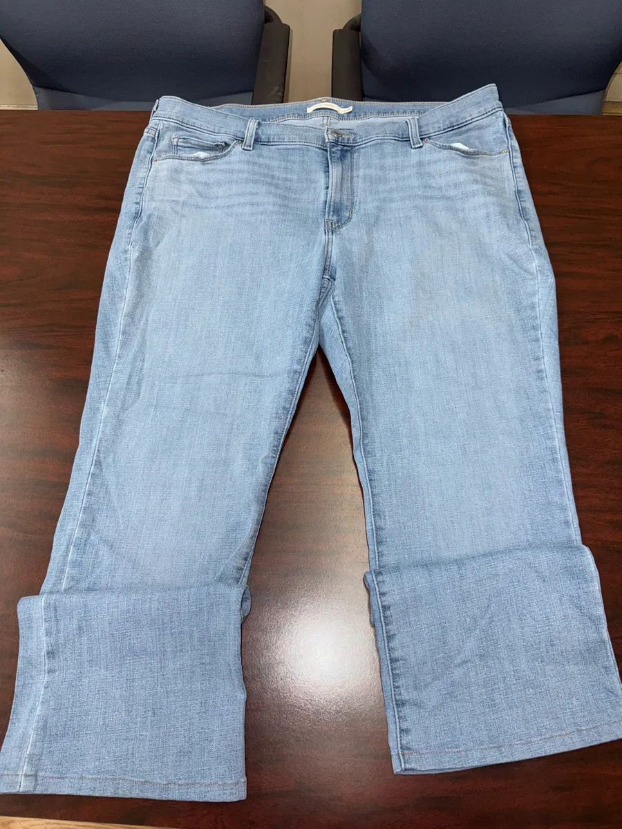 Levi’s Classic Bootcut 20W- Hemmed
