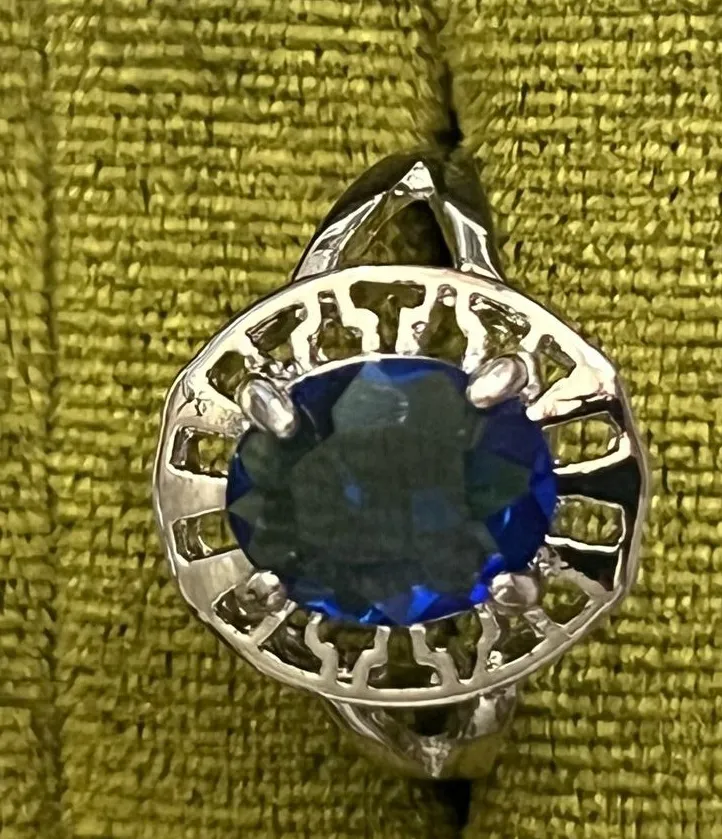Elegant/Vintage Design Titanium Steel Faux Blue Sapphire Ring Size 9 NWT