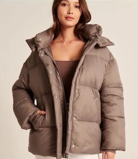 Abercrombie & Fitch Womens Taupe Hooded Oversized Puffer Jacket Coat Size S