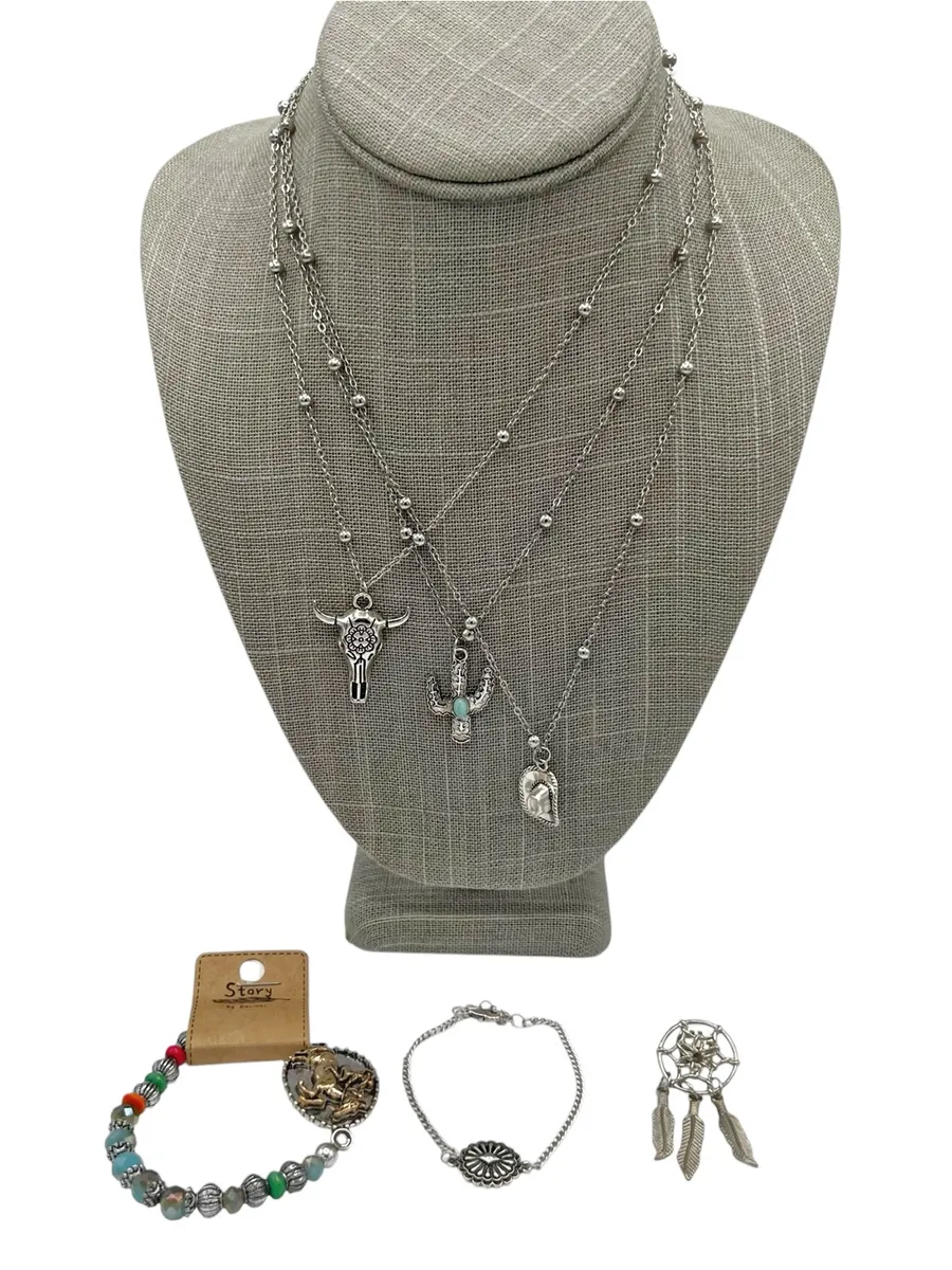 Southwestern Cowgirl Fashion Jewelry Lot Silver