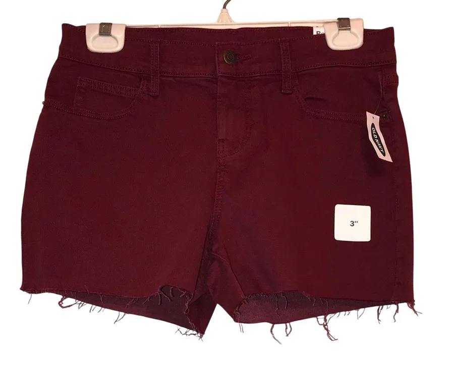 NWT Old Navy Boyfriend Shorts Size 2 Burgundy Raw Hem 3" Inseam Shorts