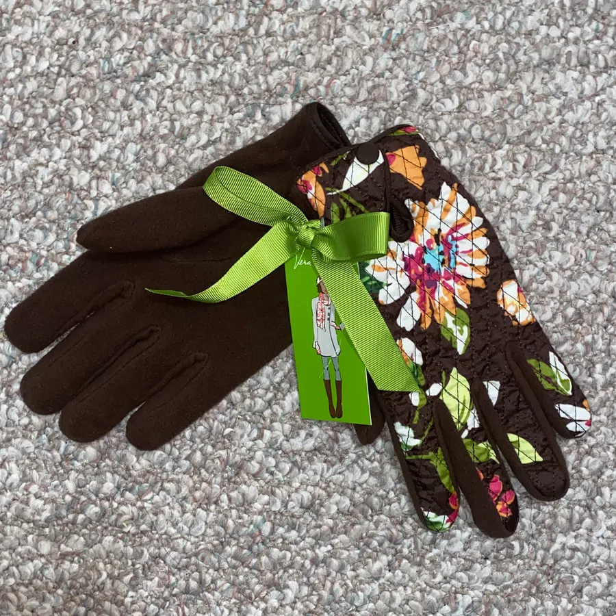 NEW Cozy Fleece Fashion Gloves Size S/M
